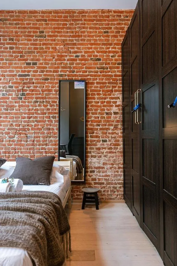 Cozy Apartment With Terrace In The Heart Of アントウェルペン