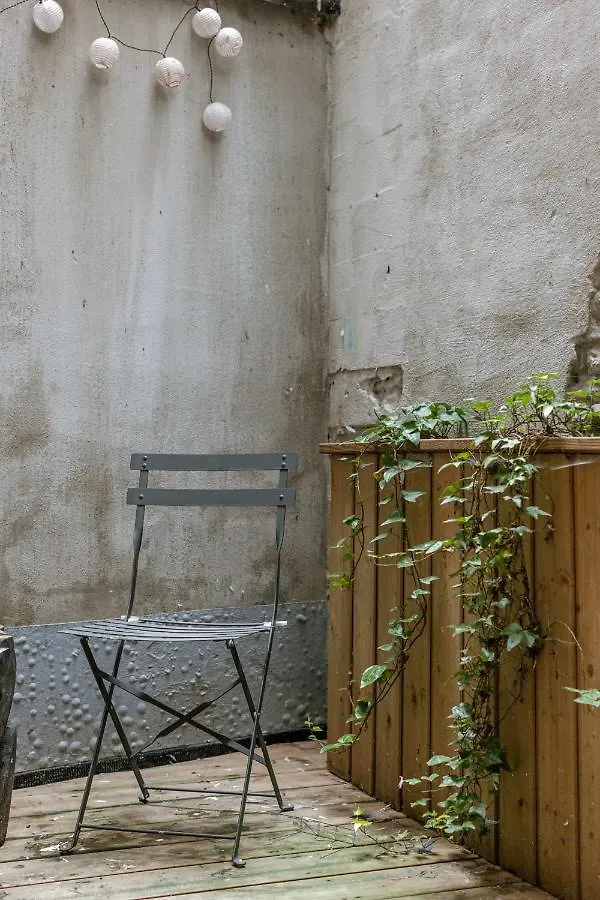 Cozy Apartment With Terrace In The Heart Of アントウェルペン ベルギー