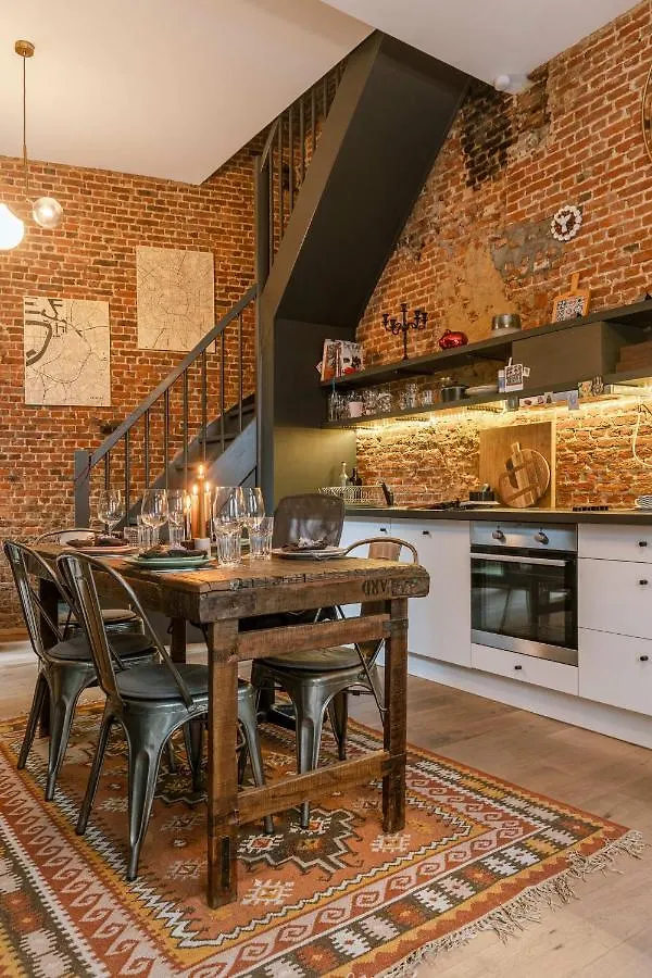Cozy Apartment With Terrace In The Heart Of アントウェルペン