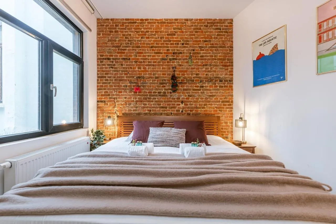 Cozy Apartment With Terrace In The Heart Of アントウェルペン